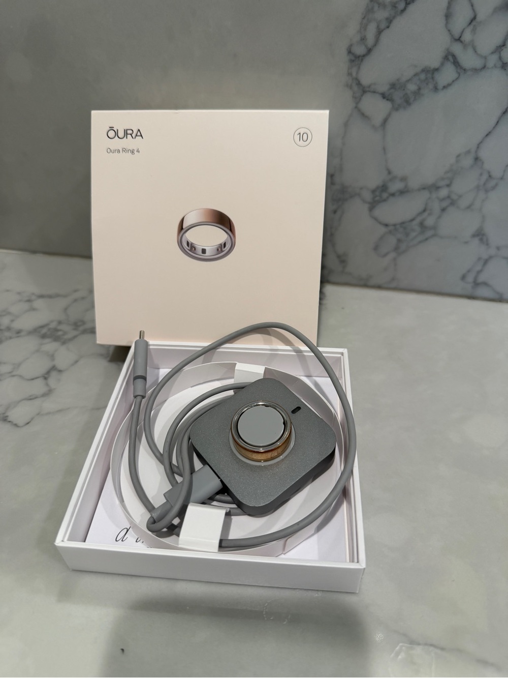 Oura Ring 4 in Size 10 - Rose Gold